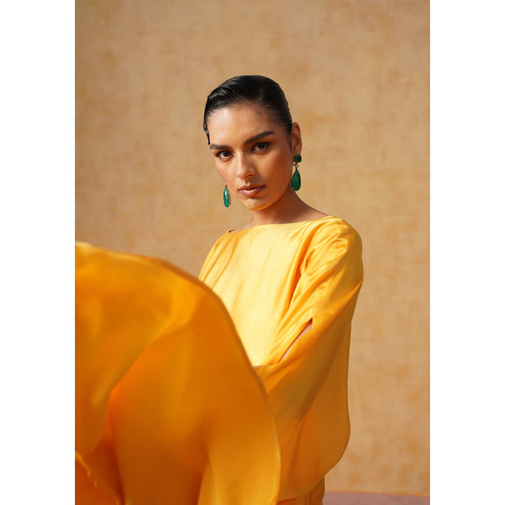 AMOSHI Dira Skirt Co-Ord Set (Amber)