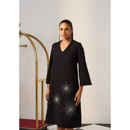 AMOSHI Women Black Polyester Knee Length Dress