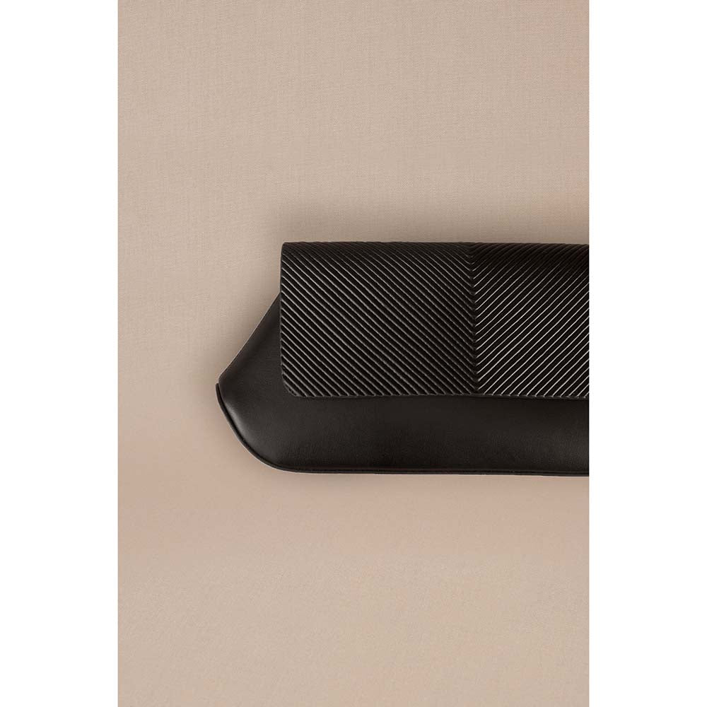 AMPM Azra Clutch Black