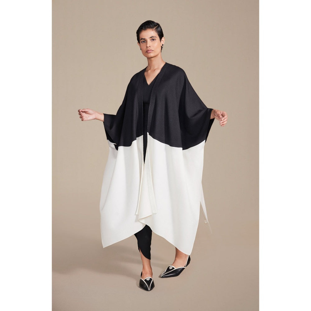 AMPM Jenna Cape with Inner & Dhoti Co-Ord (Set of 3)