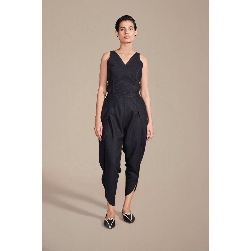 AMPM Jenna Cape with Inner & Dhoti Co-Ord (Set of 3)