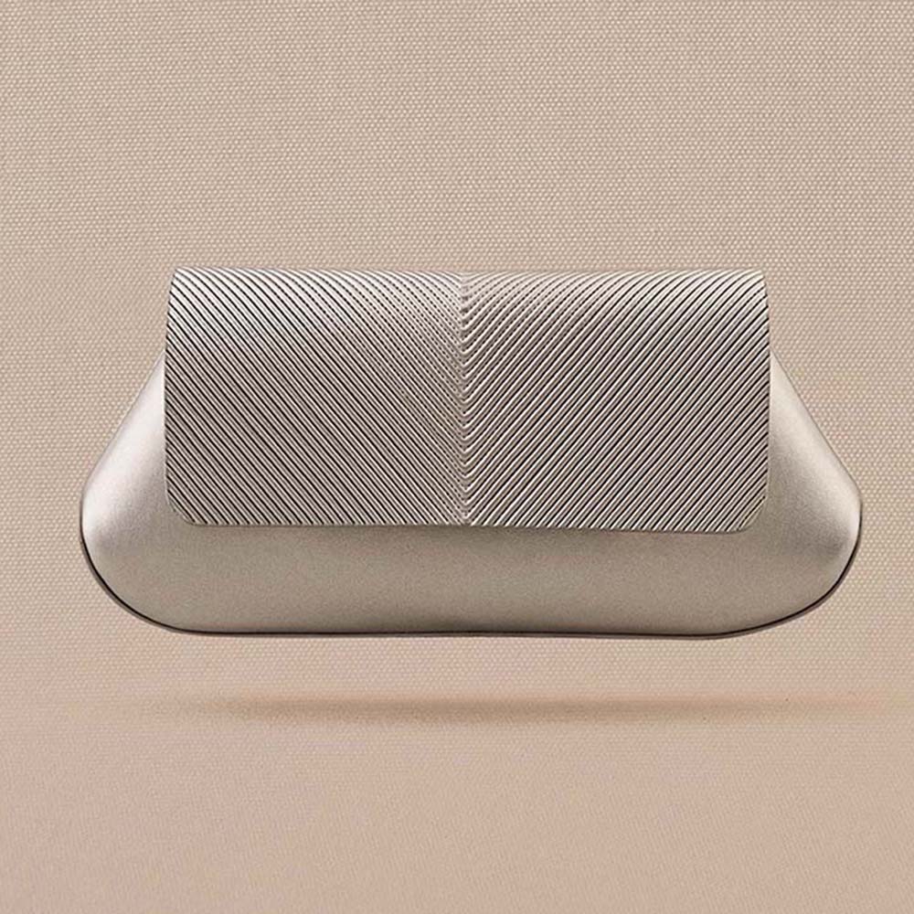 AMPM Women's Azra Clutch