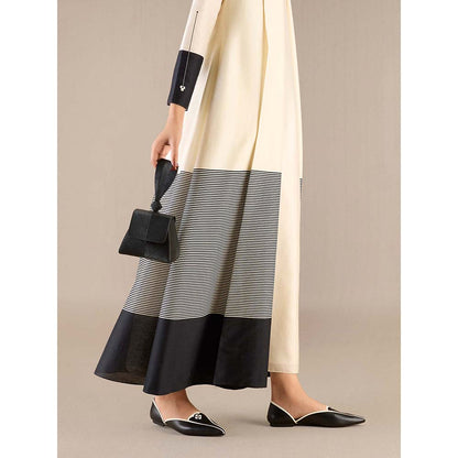 AMPM Women's Black Aiday Wristlet Handbag