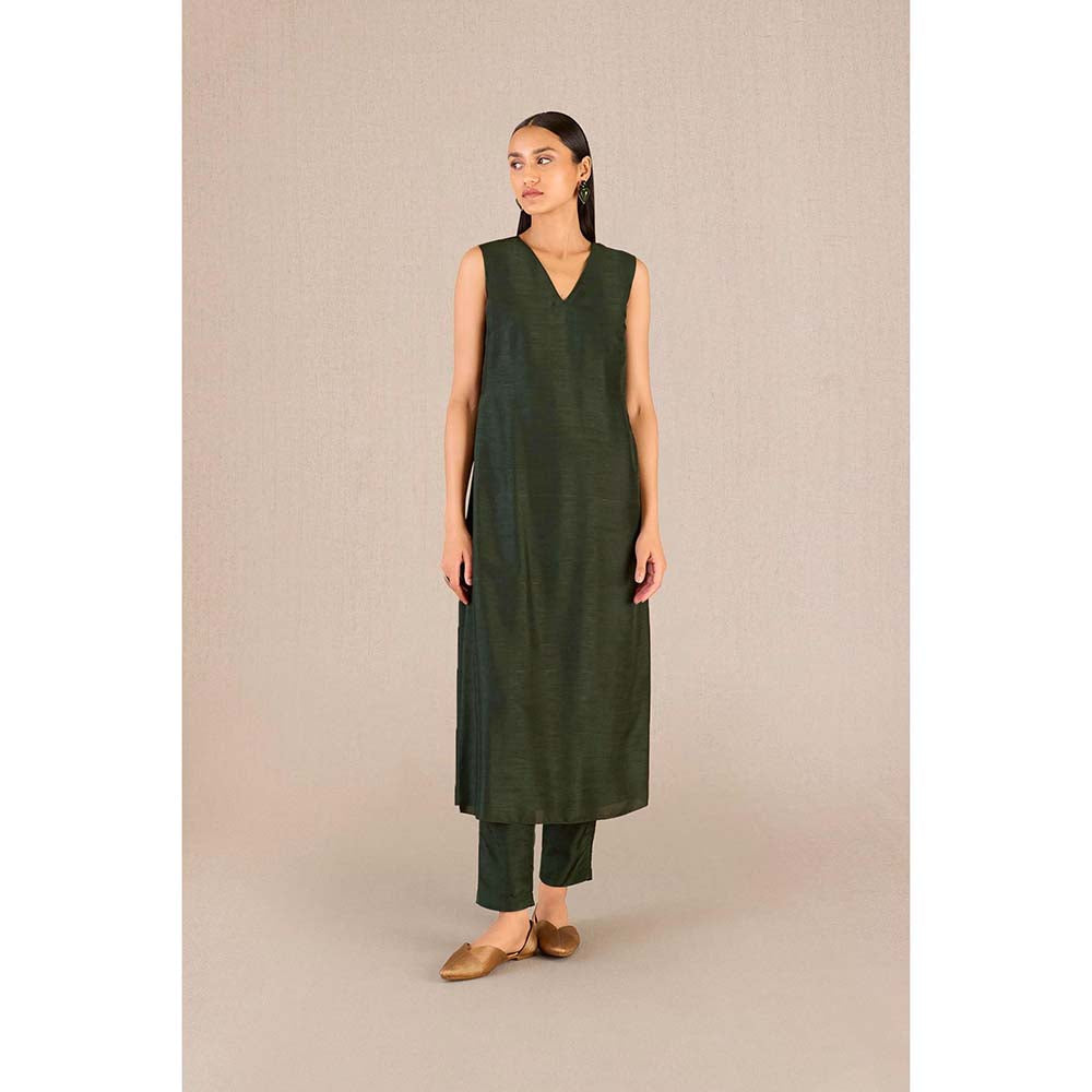 AMPM Amida Green Solid Kurta and Pant with Jacket (Set of 3)
