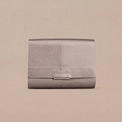 AMPM Zehra Silver Textured Clutch