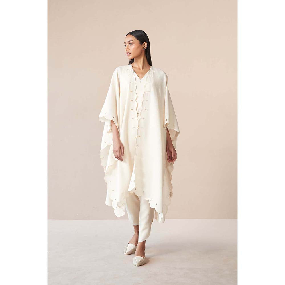 AMPM White Alea Cape