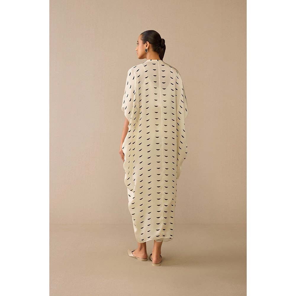 AMPM Ivory Dillagi Cape with Inner, Dhoti and Belt (Set of 4)