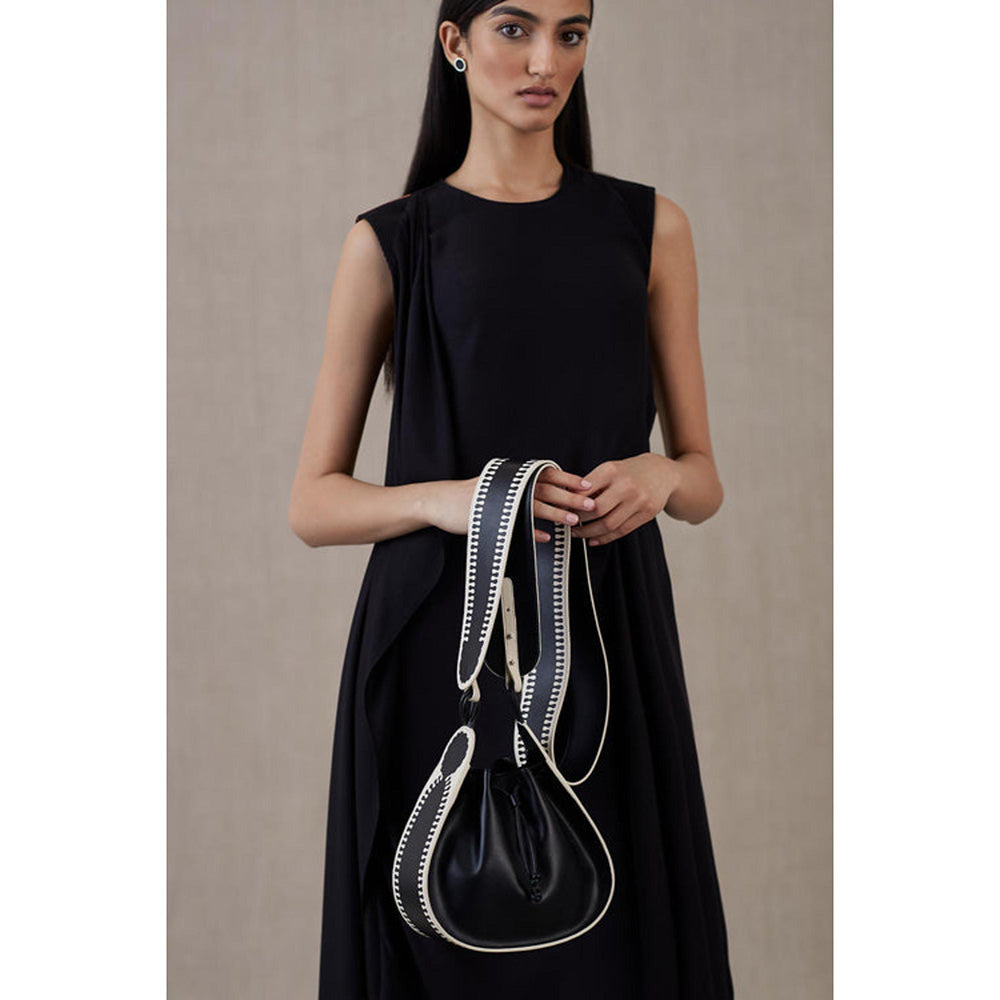 AMPM Nusrat Bucket Bag