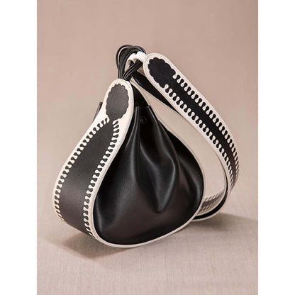 AMPM Nusrat Bucket Bag