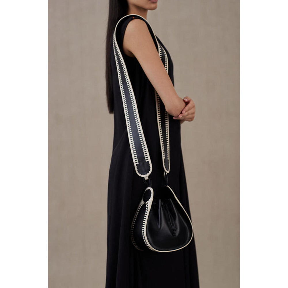 AMPM Nusrat Bucket Bag