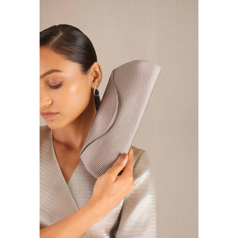 AMPM Ida Grey Clutch