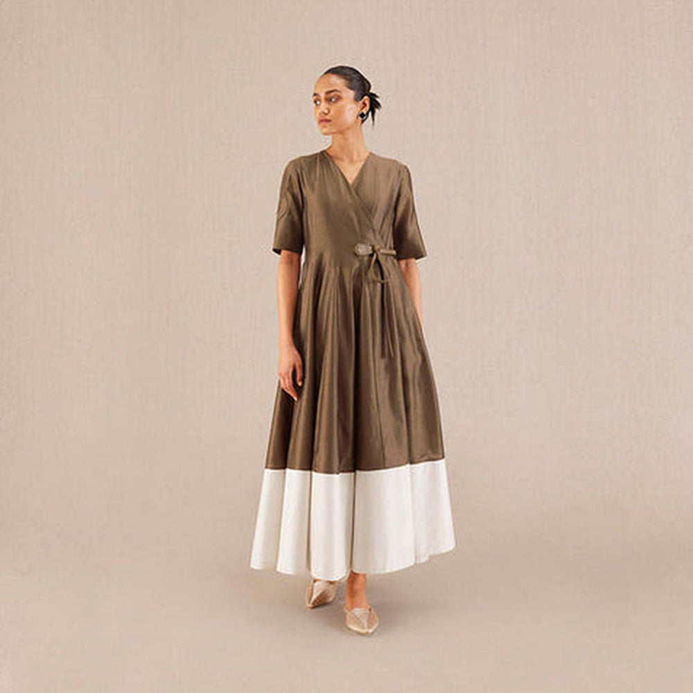 AMPM Taupe V-Neck Colorblock Maxi Dress