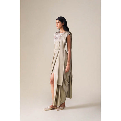AMPM Imara Grey Pre-Draped Saree With Attached Stitched Blouse And Belt