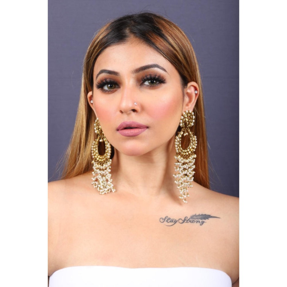 Amreli Jaipur Amreen Kundan Pearl Earrings