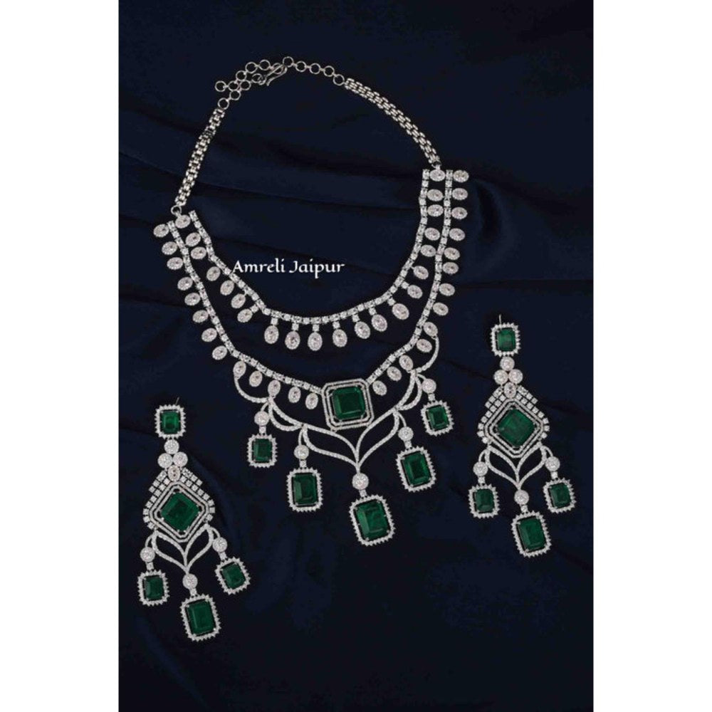 Amreli Jaipur Anastasia Emerald Diamond Set