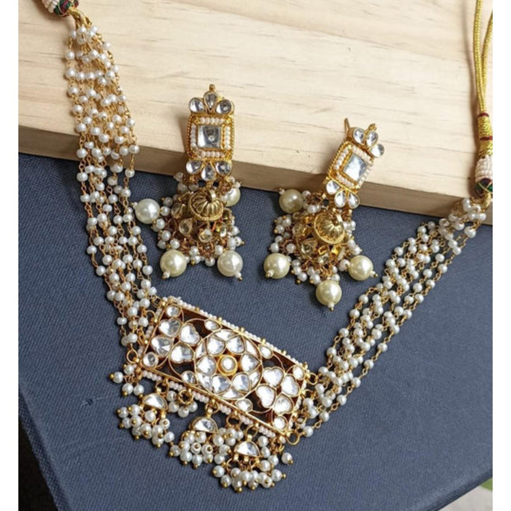 Amreli Jaipur Chitra Pachi Kundan Choker Set