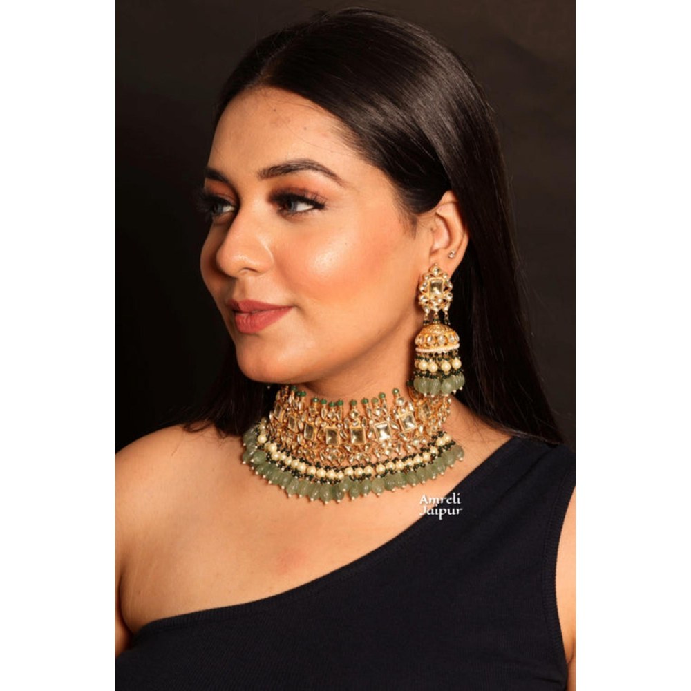 Amreli Jaipur Eiesha Pachi Kundan Green Choker Set