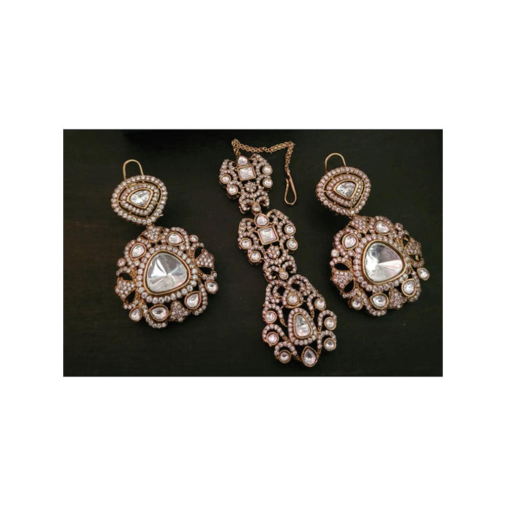 Amreli Jaipur Isha Polki Gold Earrings with Maangtika