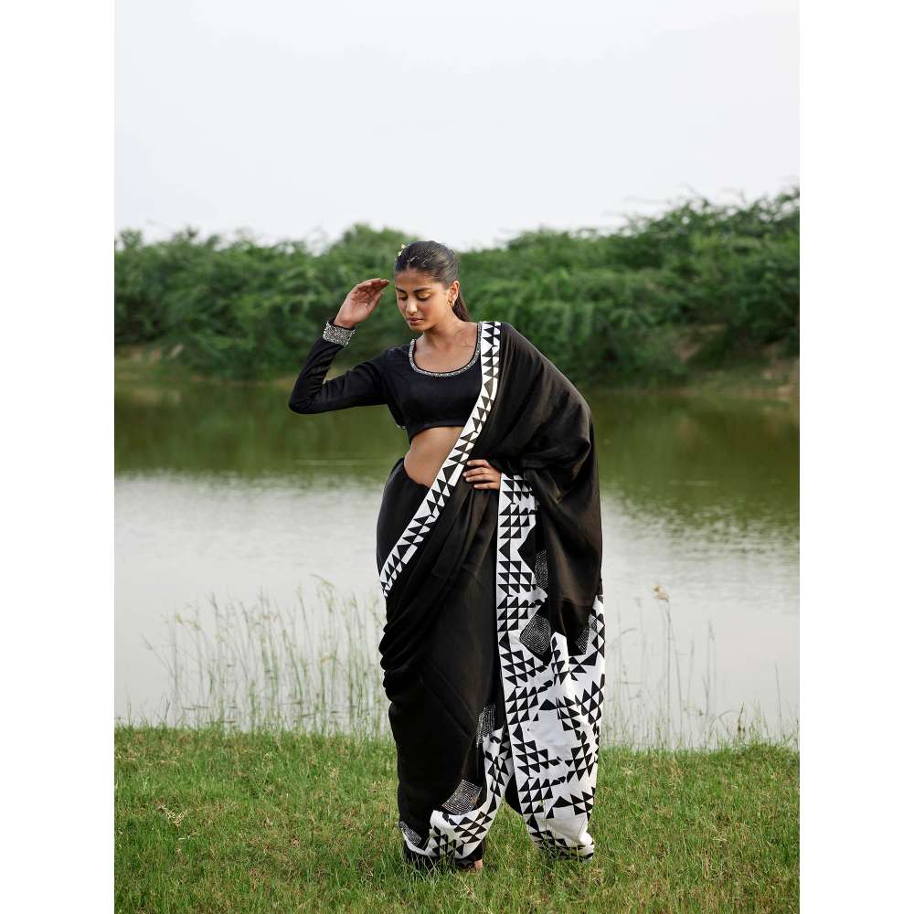 Amrood Black Saree with Stitched Blouse