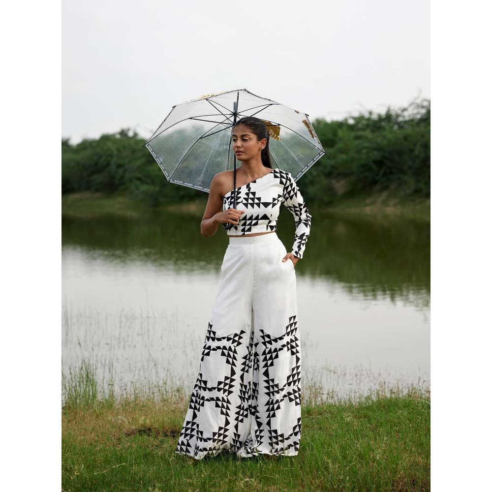 Amrood White Co-Ord (Set of 2)