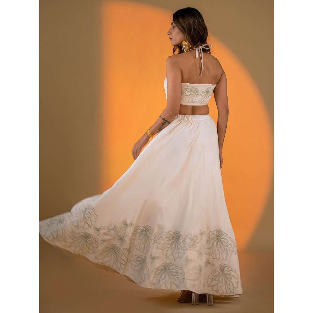 Amrood Off White Lehenga with Hand Embroidery Blouse (Set of 2)