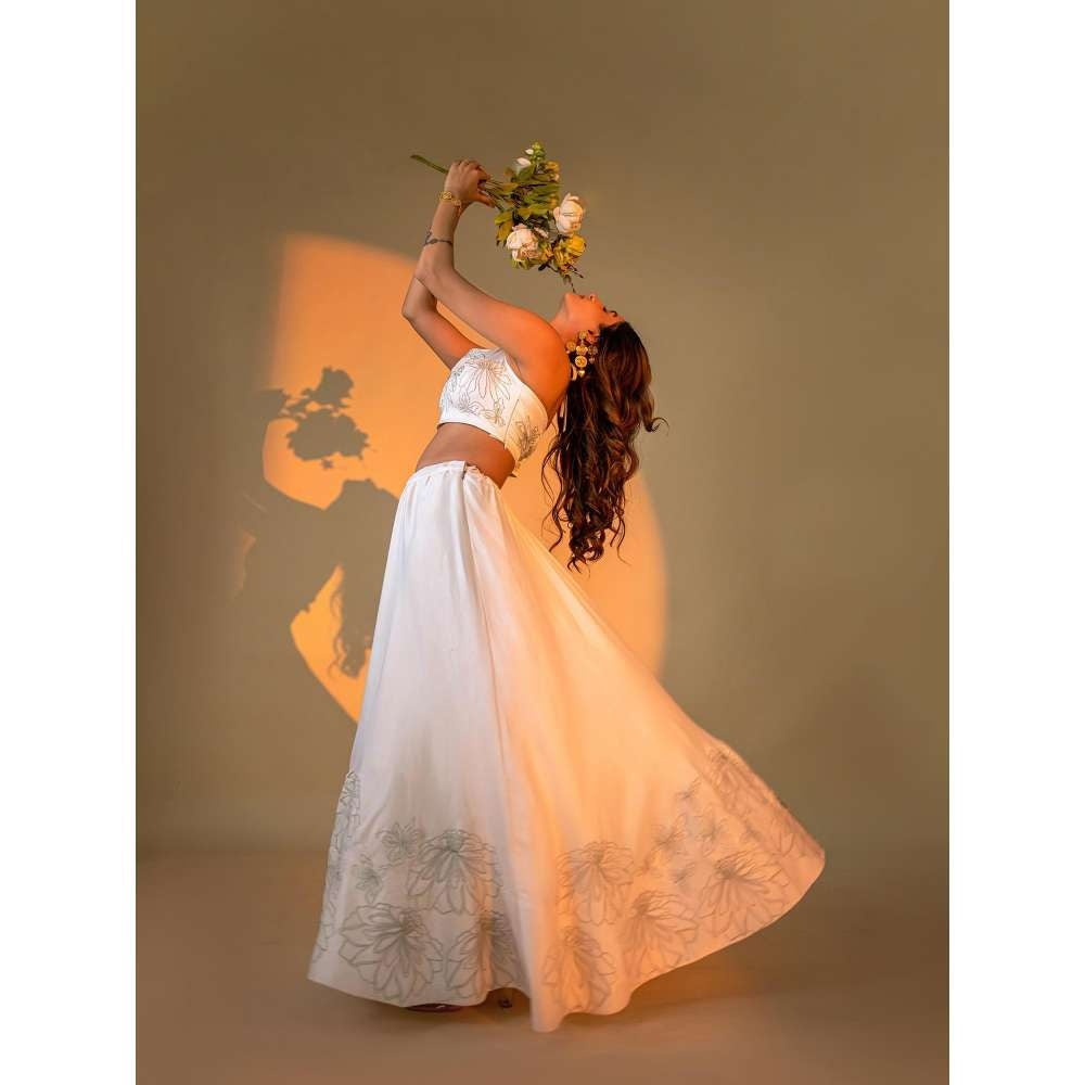 Amrood Off White Lehenga with Hand Embroidery Blouse (Set of 2)