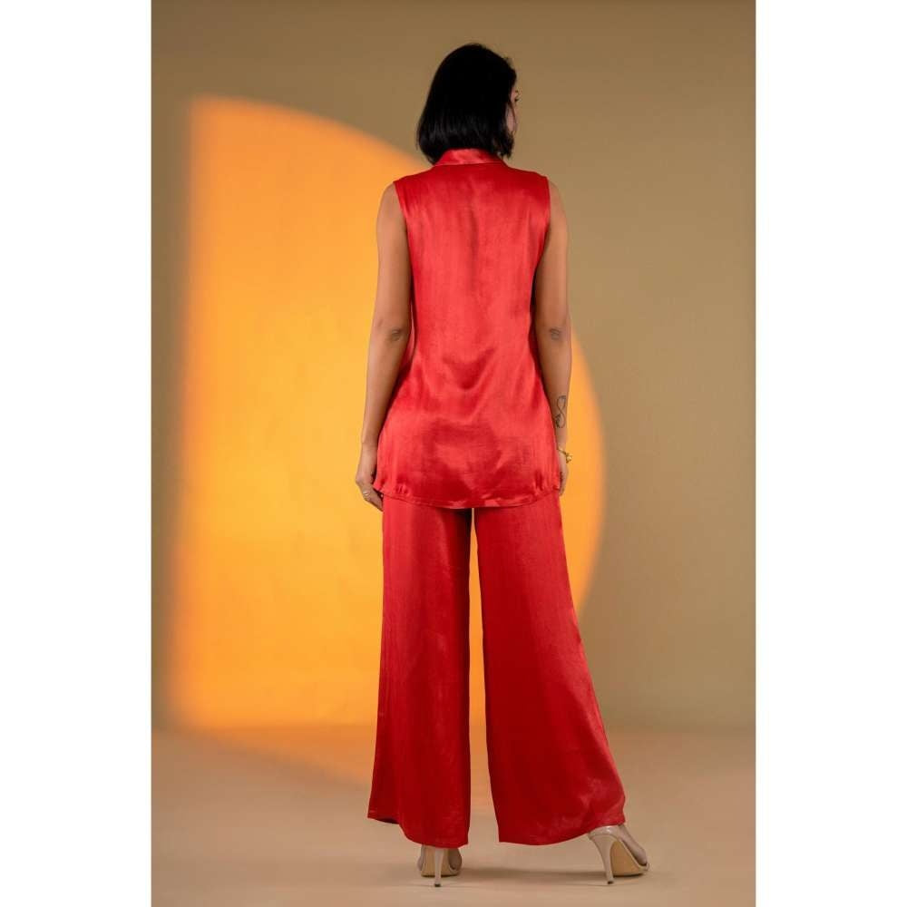 Amrood Red Embroidered Co-Ord (Set of 2)