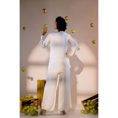 Amrood Off White Embroidered Full-Sleeve Co-Ord (Set of 2)