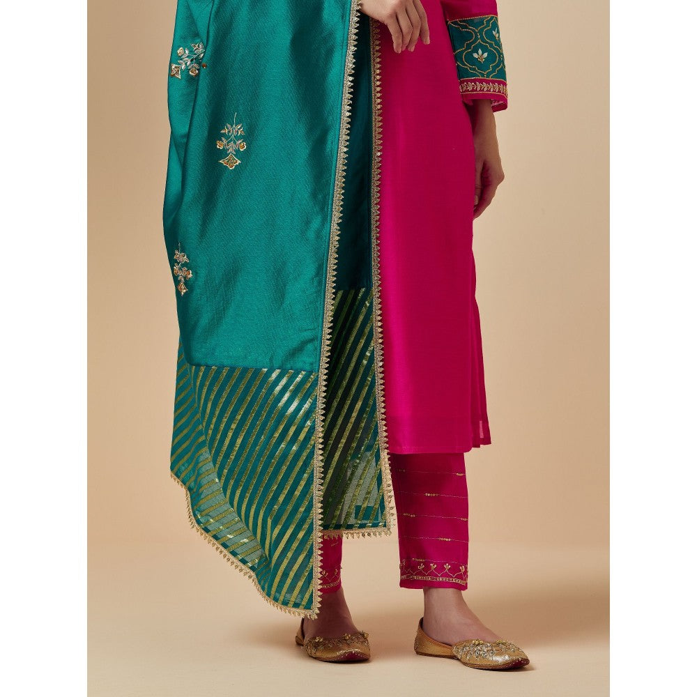 Anantaa by Roohi Trehan Green Hand Embroidered Silk Chanderi Dupatta