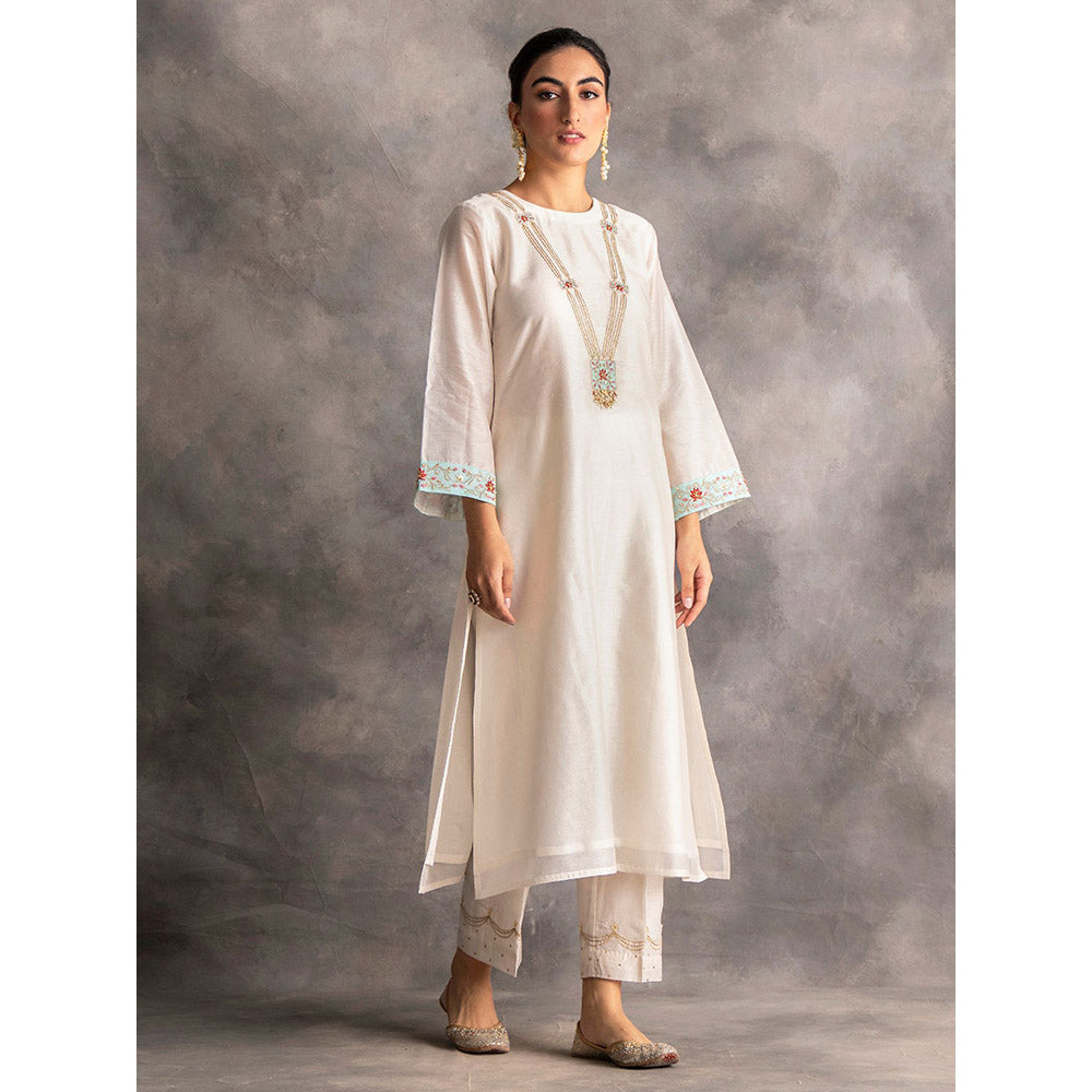 Anantaa by Roohi Trehan Off White Silk Chanderi A-Line Kurta With Hand Embroidery