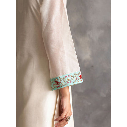 Anantaa by Roohi Trehan Off White Silk Chanderi A-Line Kurta With Hand Embroidery