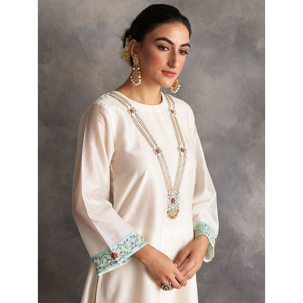 Anantaa by Roohi Trehan Off White Silk Chanderi A-Line Kurta With Hand Embroidery