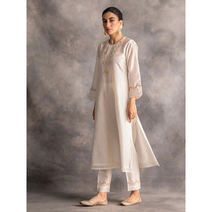 Anantaa by Roohi Trehan Off White Silk Chanderi A-Line Kurta With Hand Embroidery