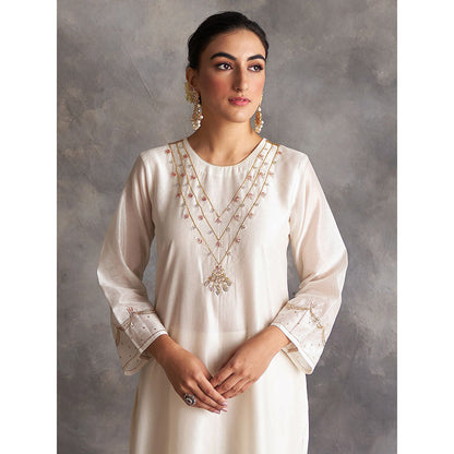 Anantaa by Roohi Trehan Off White Silk Chanderi A-Line Kurta With Hand Embroidery