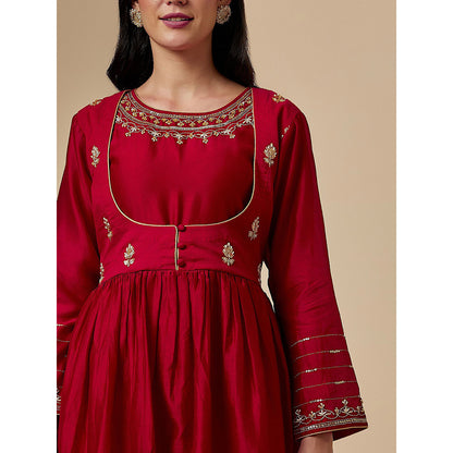 Anantaa by Roohi Trehan Red Silk Chanderi Hand Embroidered Kurta With Gathers