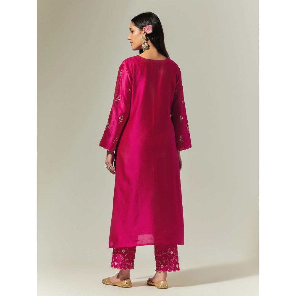 Anantaa by Roohi Trehan Fuchsia Silk Chanderi Hand Embroidered Kurta With Plackett