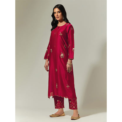 Anantaa by Roohi Trehan Red Silk Chanderi Hand Embroidered Kurta With Plackett