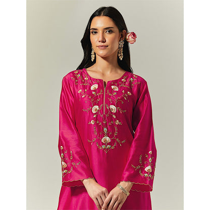 Anantaa by Roohi Trehan Fuchsia Silk Chanderi Hand Embroidered Kurta