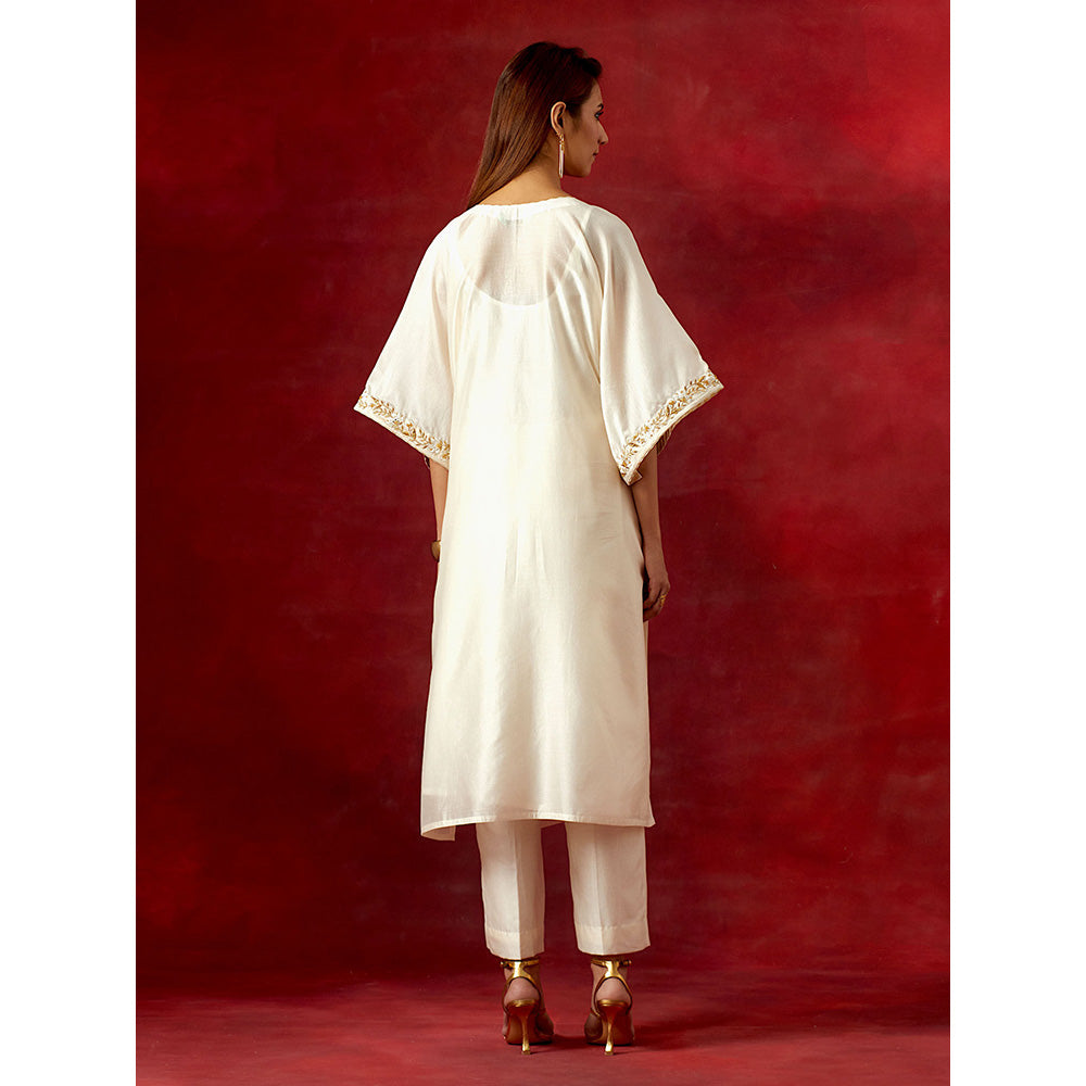 Anantaa by Roohi Trehan Off White Embroidered Yoke Kaftan Kurta With Pant (Set of 2)