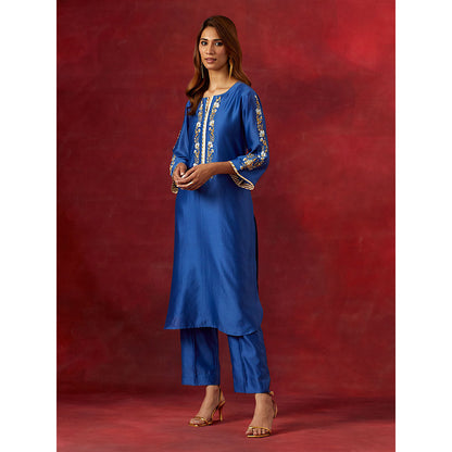 Anantaa by Roohi Trehan Blue Round Neck Kurta With Pant (Set of 2)