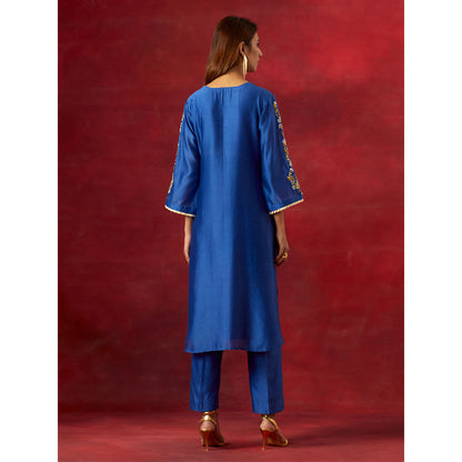 Anantaa by Roohi Trehan Blue Round Neck Kurta With Pant (Set of 2)