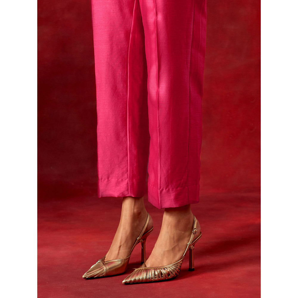 Anantaa by Roohi Trehan Fuchsia Round Neck Kurta With Pant (Set of 2)