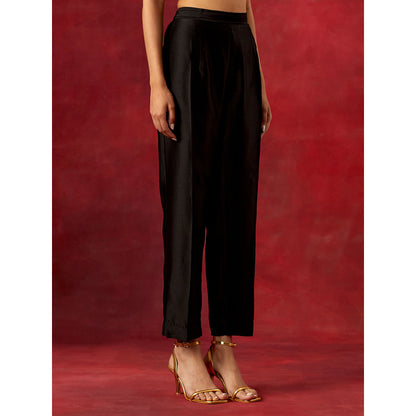 Anantaa by Roohi Trehan Black Round Neck Kurta With Pant (Set of 2)