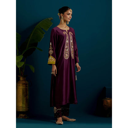 Anantaa by Roohi Trehan Purple Paisley Yoke Kurta
