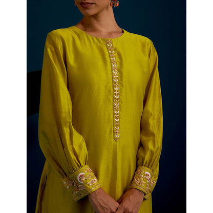 Anantaa by Roohi Trehan Lime Yellow Round Hem Kurta With Back Motif