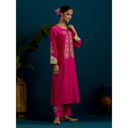 Anantaa by Roohi Trehan Pink Paisley Yoke Kurta with Pant (Set of 2)