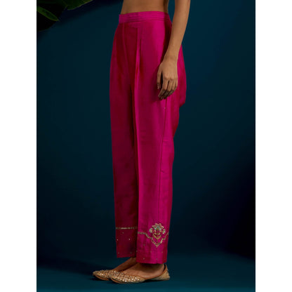 Anantaa by Roohi Trehan Pink Paisley Yoke Kurta with Pant (Set of 2)