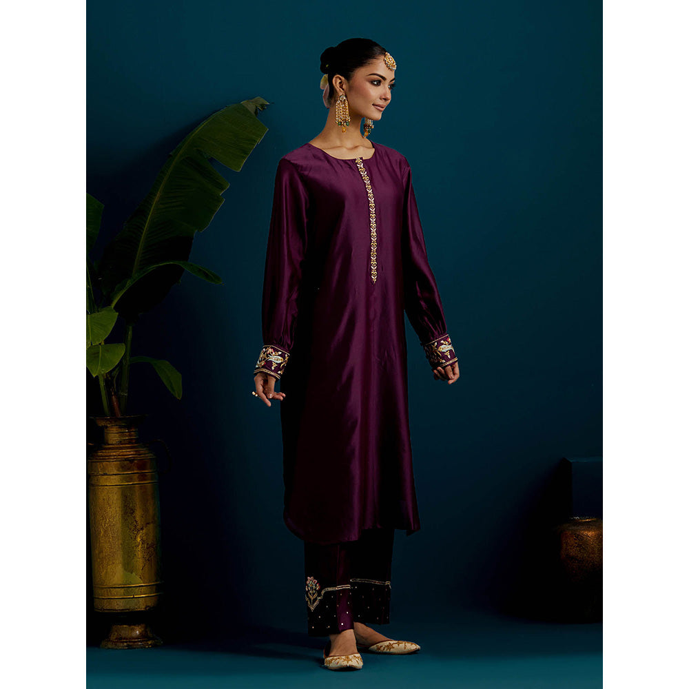 Anantaa by Roohi Trehan Purple Round Hem Kurta Back Motif with Pant (Set of 2)