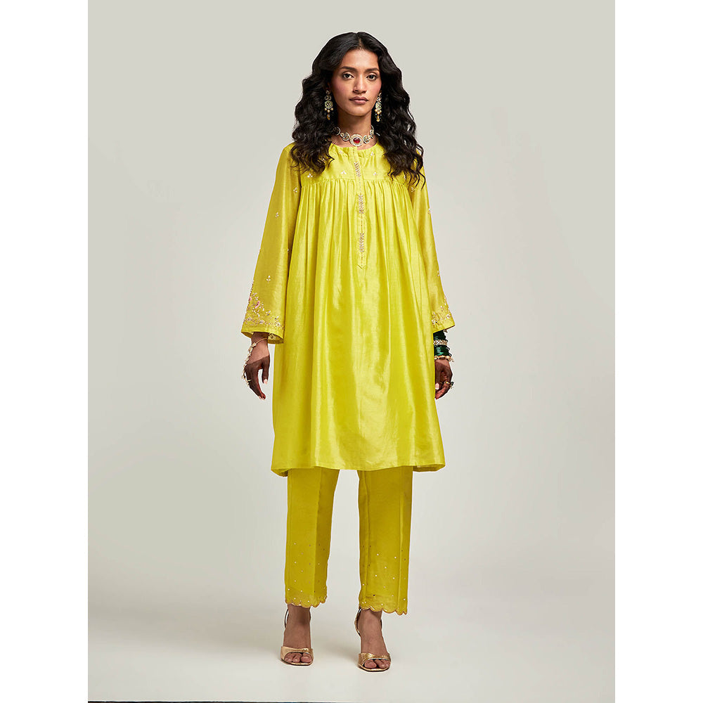 Anantaa by Roohi Trehan Short Embroidered Yoke Kurta With Pant - Green