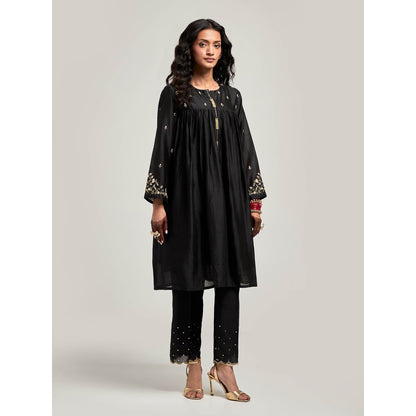 Anantaa by Roohi Trehan Short Embroidered Yoke Kurta With Pant - Black